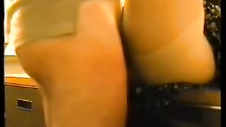 Il mio capo mi scopa sulla sua scrivania