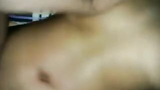 Moglie amatoriale fa sesso in tanga