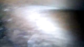 Figa nera bagnata e pelosa