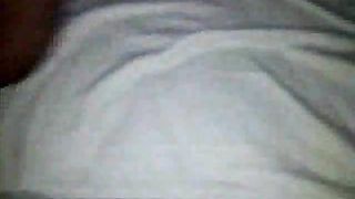 Figa nera bagnata e pelosa