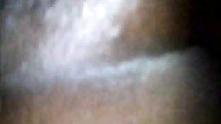 Figa nera bagnata e pelosa