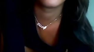 Magnifica trans abbronzata in cam