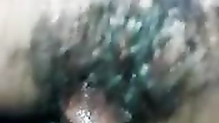 Rosso cazzo liscio nella fica di giovane indonesiana