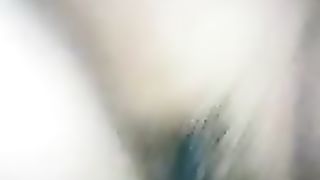 Rosso cazzo liscio nella fica di giovane indonesiana