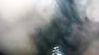 Rosso cazzo liscio nella fica di giovane indonesiana