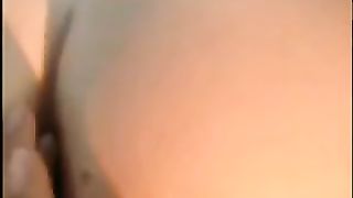 Pompino sulla spiaggia da amica bionda