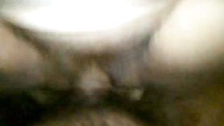 Video porno amatoriale - cazzo in vecchia figa pelosa