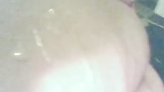 Vecchia obesa di 67 anni mi pompa il cazzo in webcam