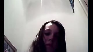 Show privato in cam di teen brunetta