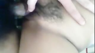 Scopando la figa tagliata della mia ragazza