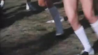 Chica rossa tettona succhia e cavalca cazzo peloso