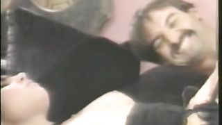 Bella bruna sbattuta duramente