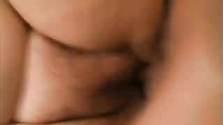 Nonna lussuriosa con occhiali scopata da ragazzo caldo