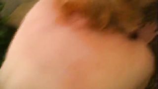 Grassa nonna avida di sesso scopata da due ragazzi eccitati