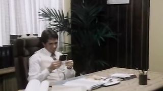 Pompino da brunetta e cunnilingus a signora bionda