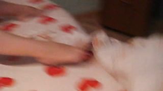 Teen rossa magra in camera da letto