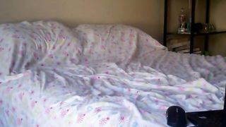 Bionda teen gioca in cam con la sua figa