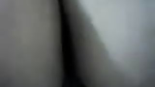 Strip in webcam di eccitata latina culona