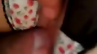 A questa prostituta piace scopare con le mutandine addosso