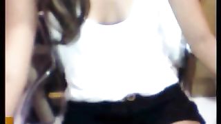 Studentessa brasiliana si spoglia per me in cam