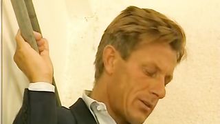 Simona Valli fa un grandioso pompino