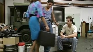 Simona Valli fa un grandioso pompino