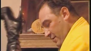 Miss Troie D porno italiano completo