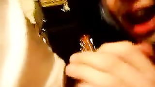 Ragazza emo succhia un cazzo e non vuole fermarsi