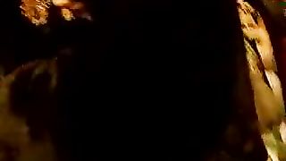 Ragazza emo succhia un cazzo e non vuole fermarsi