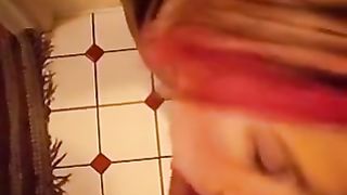 Pompino da ragazza amatoriale imbranata