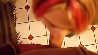 Pompino da ragazza amatoriale imbranata