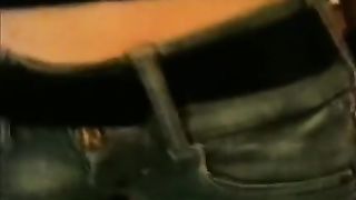 Seduttrice bionda sbattuta da dietro