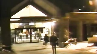 Bella porcellona inculata nella vasca da bagno