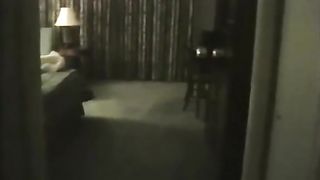 Bella porcellona inculata nella vasca da bagno