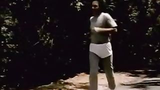 Studentessa scopata nella fica pelosa