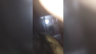 Zoccola NAPOLETANA succhia e prende cazzoi gemendo come una vacca