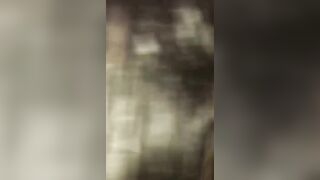 Zoccola NAPOLETANA succhia e prende cazzoi gemendo come una vacca