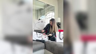 Anteprima del video: Michelle Comi  2