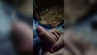Mi svuoto le palle e succhia con dildo nel culo non gode!