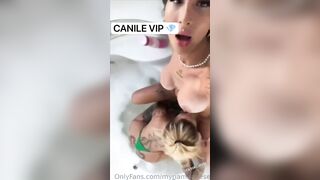 Una bionda ed una bruna fann osesso lesbo