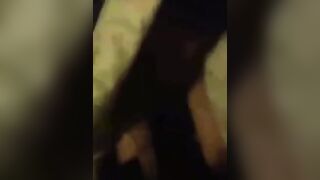 Anteprima del video: Fidaznata ripresa mentre succhia ride divertita di essere filmata