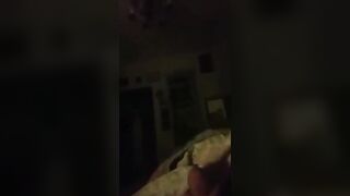 Fidaznata ripresa mentre succhia ride divertita di essere filmata