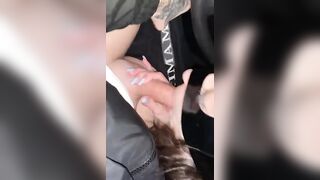 Scopano nel camerino con il rischio di essere denunciati