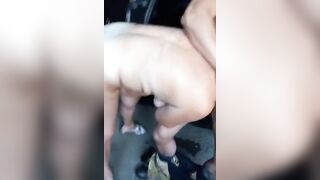 Anteprima del video: Moglie matura del cornuto intenta a succhiare giovane cazzo