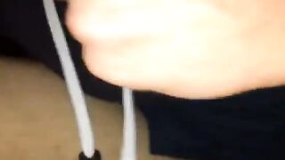 MATEIO viene col cazzo mosscio mentre è scopato a dovere