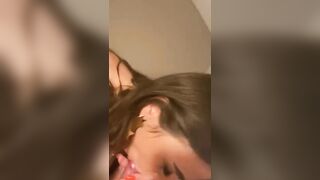 SMETTILA CHE MI FAI VENIRE SUBITO !