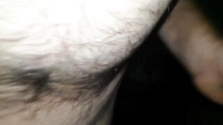 La mia vicina prende uccello e sborra in passera