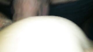 La mia vicina prende uccello e sborra in passera