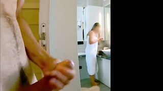 Sesso in pubblico alla SPA