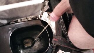 Questa sera inculo e piscio in bocca a tua moglie